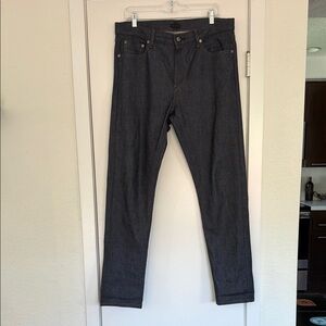 Uniqlo Men's Dark Wash Straight-Leg Jeans